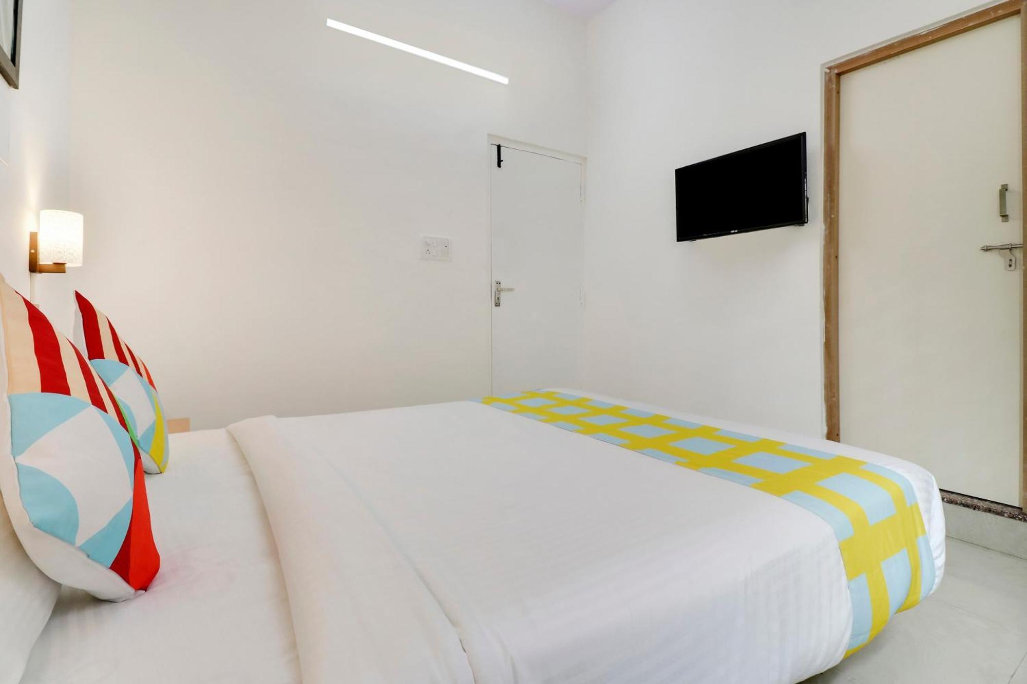 Hotel O Leva Homes Near Baiyappanahalli Metro Station Bangalore Buitenkant foto