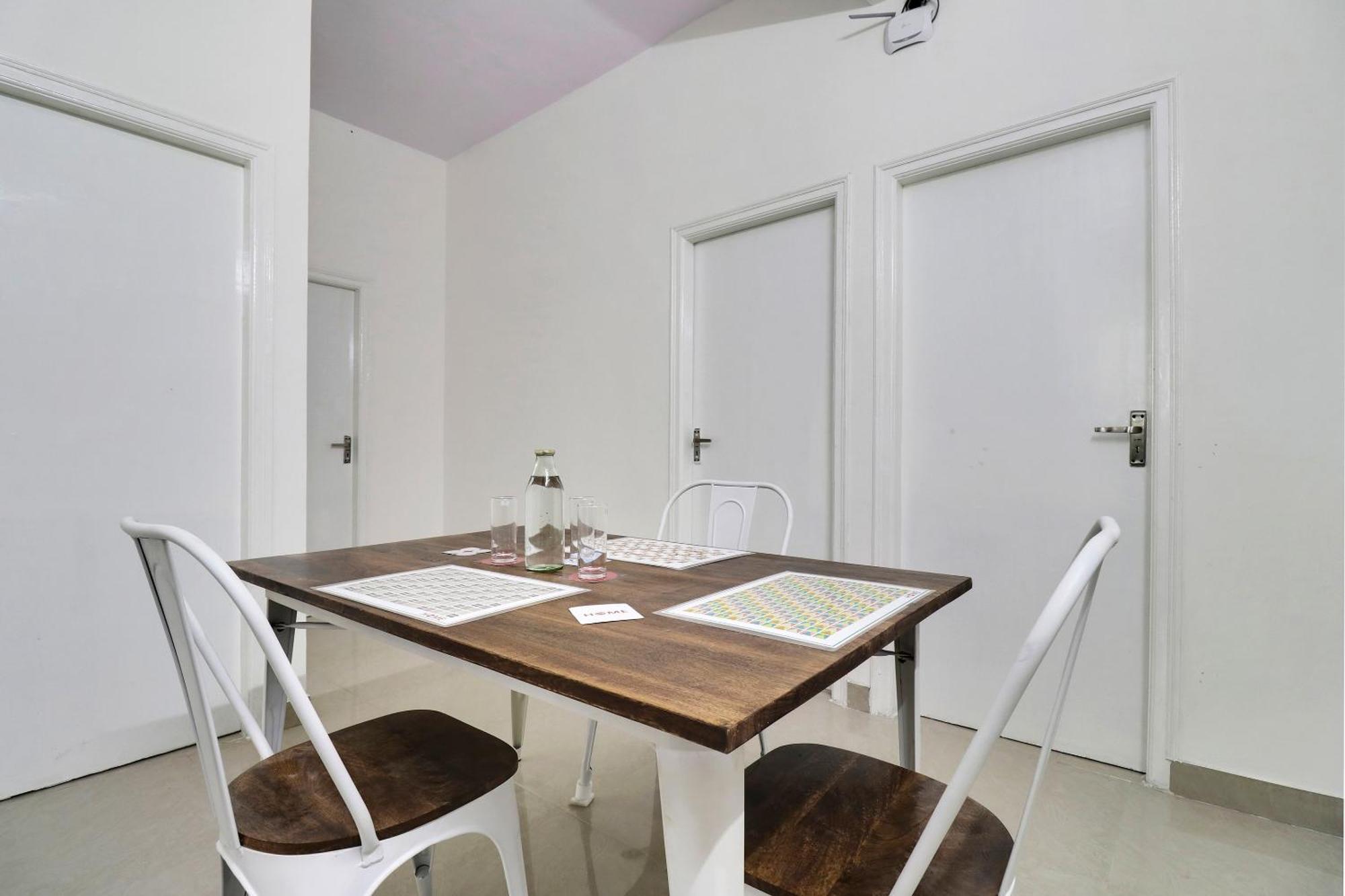 Hotel O Leva Homes Near Baiyappanahalli Metro Station Bangalore Buitenkant foto