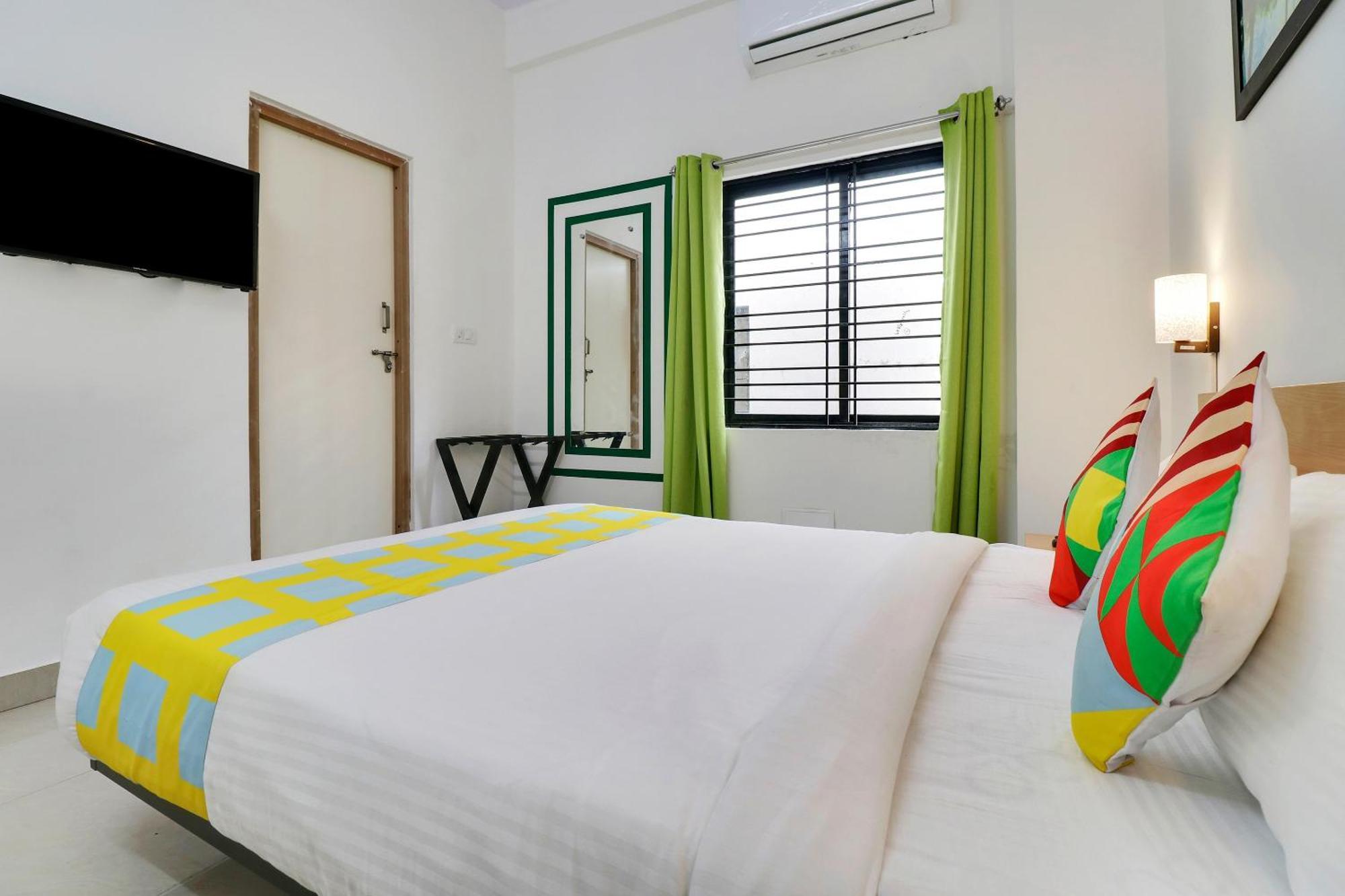 Hotel O Leva Homes Near Baiyappanahalli Metro Station Bangalore Buitenkant foto
